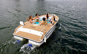 Yacht Tub